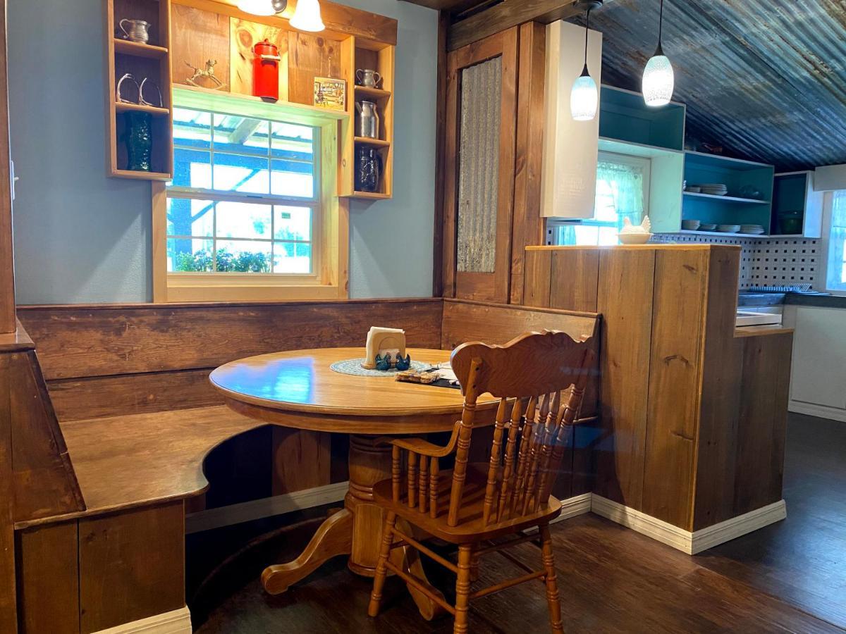 Bunkhouse Farm Stay Fort White Exterior foto
